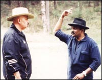 Rakesh Roshan and Ravi Chandran on the sets of Koi Mil Gaya