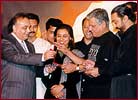 Rani Mukherjee, Om Puri, Kamal Haasan and Vasundhara